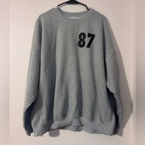 Fan Made Travis Kelce 87 Gray Crewneck Size XXL
